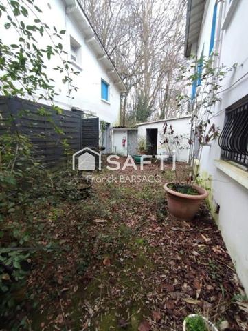 IMMEUBLE DE RAPPORT AVEC ANNEXE ET PATIO