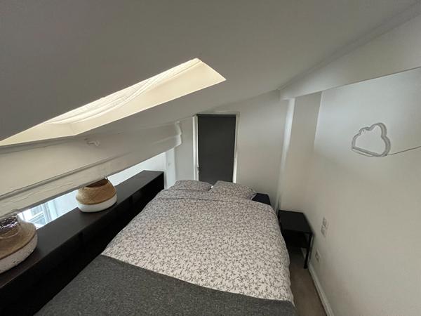 Appartement INTRA MUROS 1 pièce avec Mezzanine à vendre à Avignon - Dernier étage