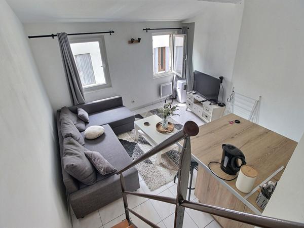 Appartement  INTRA MUROS 1 pièce avec Mezzanine à vendre à Avignon - Dernier étage
