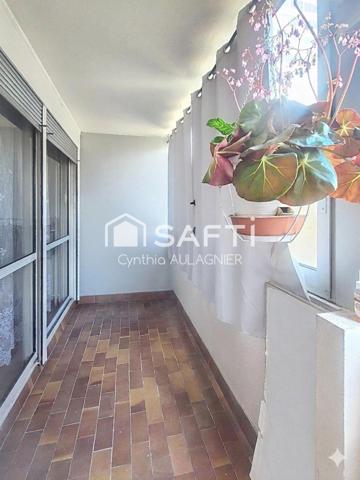 Appartement T3 avec balcons, cave et garage en sus