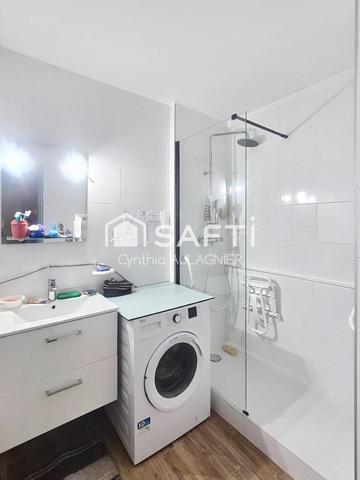 Appartement T3 avec balcons, cave et garage en sus