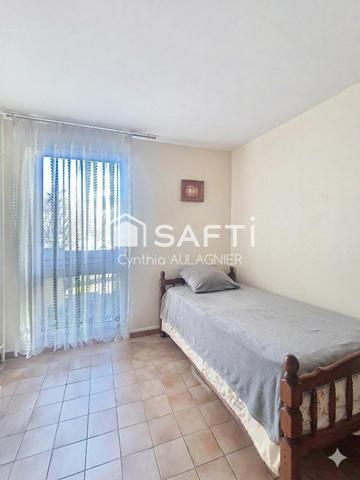 Appartement T3 avec balcons, cave et garage en sus