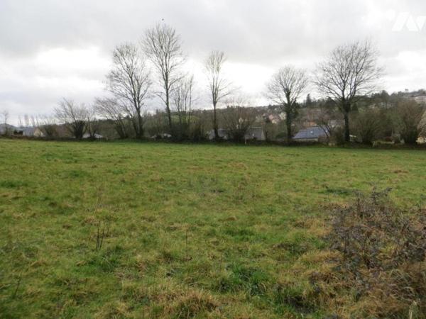 EN EXCLUSIVITE, TERRAIN A BATIR aux portes de VIRE NORMANDIE