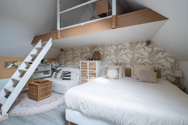 Maison + DEPENDANCES VEXIN
