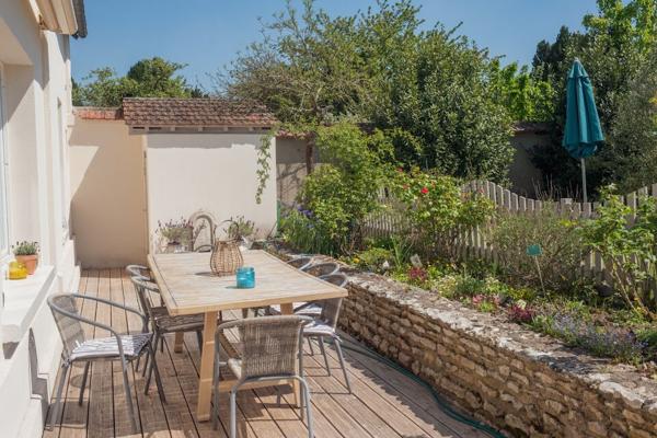 Maison + DEPENDANCES VEXIN