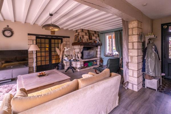 Maison + DEPENDANCES VEXIN