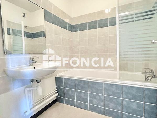 Location Appartement 4 pièces 80.77 m² - 142 RUE DE MARLY Montigny Les Metz 57950