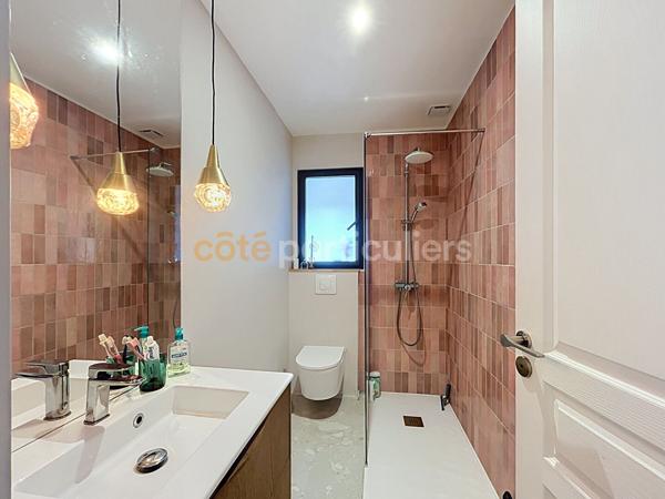 Location
                Maison100 m² - 5 Pièces -
                    BASSUSSARRY (64200)