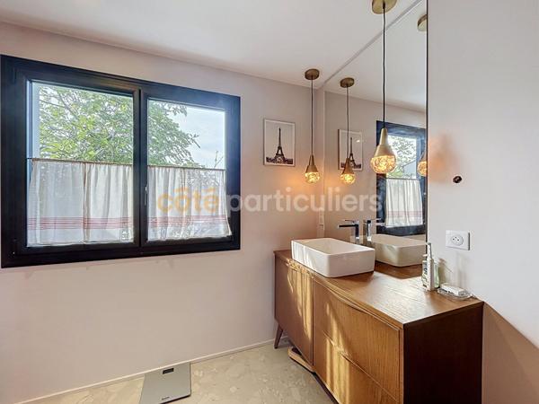 Location
                Maison100 m² - 5 Pièces -
                    BASSUSSARRY (64200)