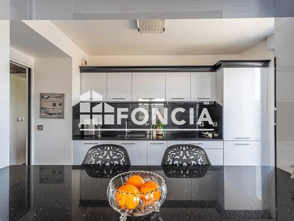 À vendre Appartement 4 pièces 94 m² - La Seyne-sur-mer 83500