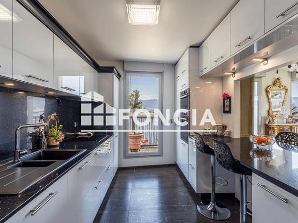 À vendre Appartement 4 pièces 94 m² - La Seyne-sur-mer 83500