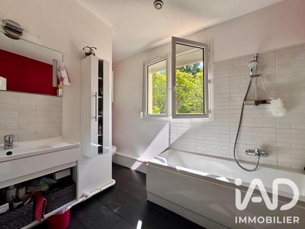 Location maison 4 pièces 118,4 m² Noiseau