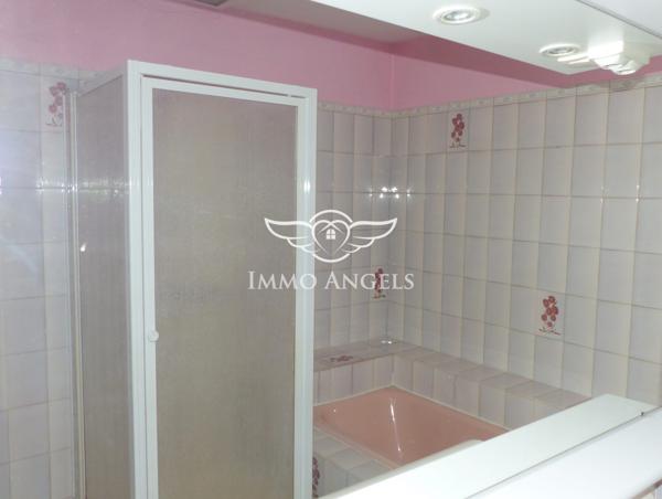 maison T4 de 88m² sur 410m² de terrain.