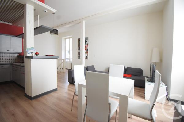 Appartement F2 à vendre  2 pièces - 65,17 m2 VICHY - 03