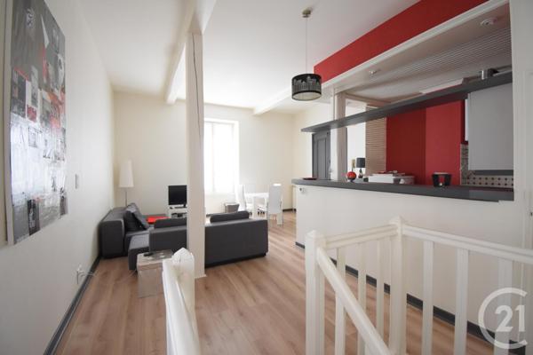 Appartement F2 à vendre  2 pièces - 65,17 m2 VICHY - 03