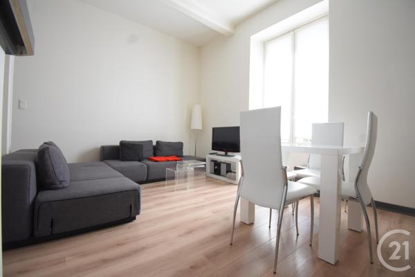 Appartement F2 à vendre  2 pièces - 65,17 m2 VICHY - 03