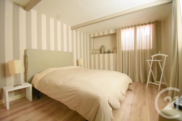 Appartement F2 à vendre  2 pièces - 65,17 m2 VICHY - 03