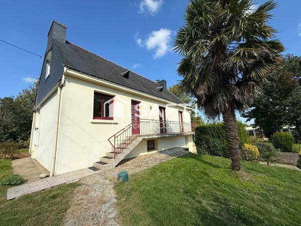 A BAUD, DANS HAMEAU, MAISON A RAFRAICHIR DE 103 M2 SUR TERRAIN DE 1000M2