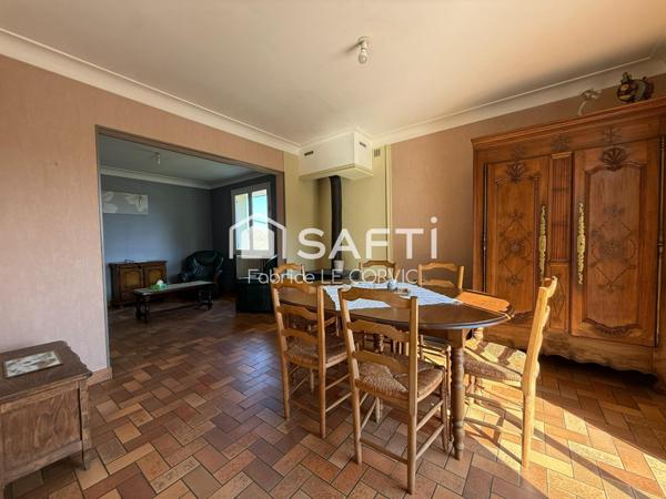 A BAUD, DANS HAMEAU, MAISON A RAFRAICHIR DE 103 M2 SUR TERRAIN DE 1000M2