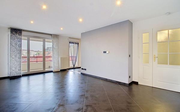 Appartement à vendre    5 pièces • 97 m2 Annemasse