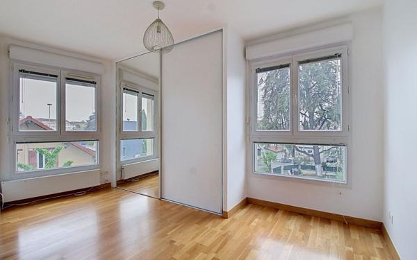 Appartement à vendre    5 pièces • 97 m2 Annemasse