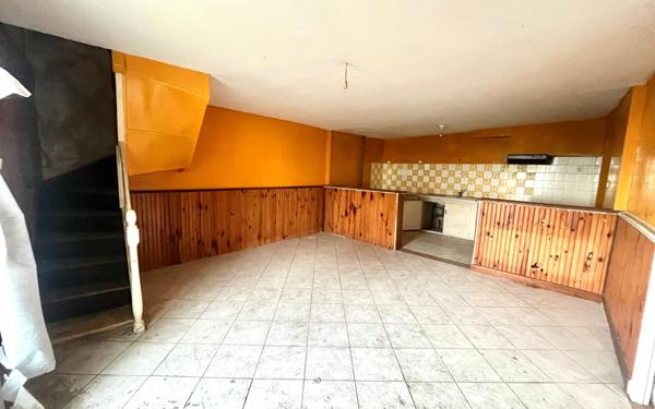 Maison à vendre    4 pièces •  Cognac