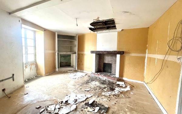 Maison à vendre    4 pièces •  Cognac