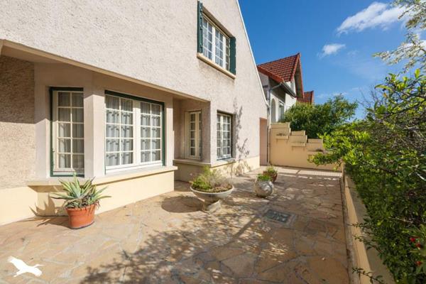 Maison à vendre |  Issy-les-Moulineaux |  6 pièces | 150 m²