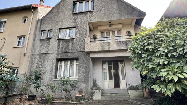 Maison à vendre |  Issy-les-Moulineaux |  6 pièces | 150 m²