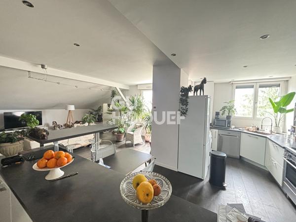 CROIX ROUSSE T3 BIS DERNIER ÉTAGE VUE DÉGAGÉE