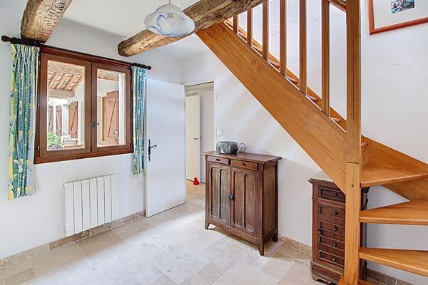 A vendre en exclusivité ! Maison Lorgues 5 pièces 125 m2 + Garage + Piscine sur terrain 2743 m²