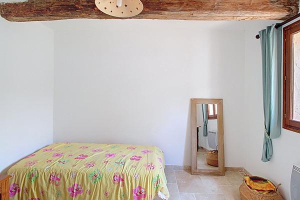 A vendre en exclusivité ! Maison Lorgues 5 pièces 125 m2 + Garage + Piscine sur terrain 2743 m²