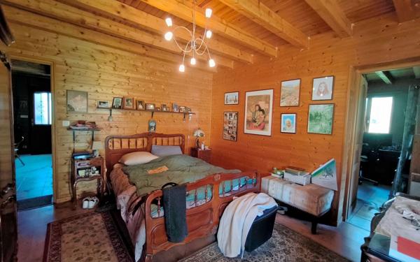 Maison à vendre    5 pièces •  Castelnau-Rivière-Basse