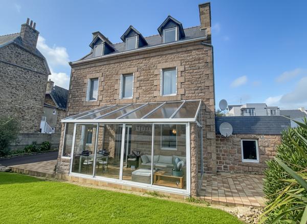 Maison de ville perrosienne I 5 chambres I Hyper centre