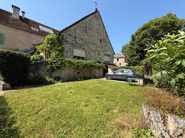 Maison - 7 pièces - 190 m²