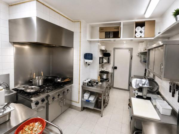 *RARE SUR PAVILLONS-SOUS-BOIS RESTAURANT COREEN*