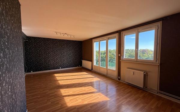 Appartement à vendre    4 pièces • 78 m2 Reims