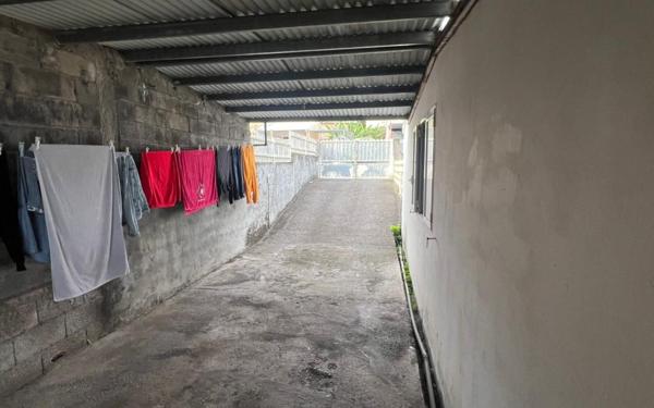 Maison à vendre    4 pièces •  Le Tampon