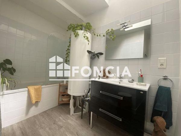 Location Appartement 2 pièces 53.92 m² - 8 RUE SAINT SILAIN Perigueux 24000