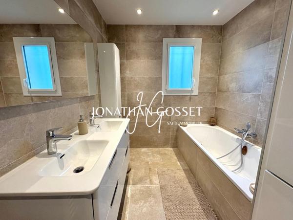 Verneuil-Sur-Seine: Maison 7pcs-5ch- 152m2 avec sous sol total et magnifique jardin