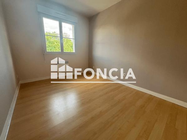 Location Appartement 3 pièces 67.07 m² - 73 RUE FONTAINE BLANCHE Chambray Les Tours 37170