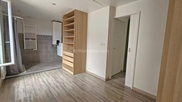 Vente                                                      Appartement
                        
                     2 pièces                      47 m2                     à Montlhéry