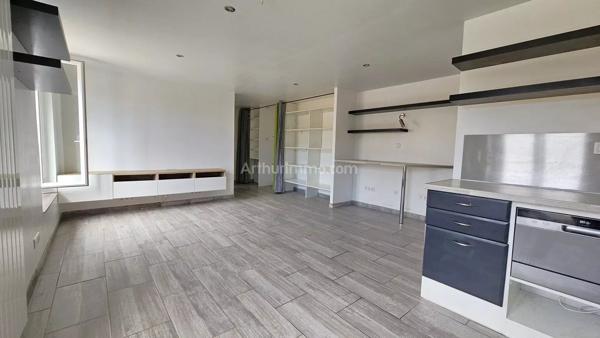 Vente                                                      Appartement
                        
                     2 pièces                      47 m2                     à Montlhéry