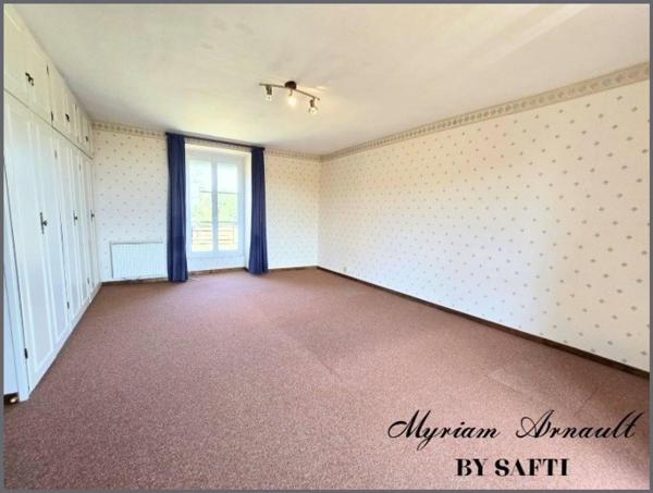 Grande maison en pierre 4 chambres avec dépendance