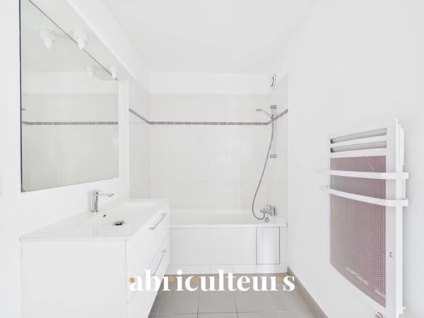Appartement T2 44,14 m² 1er étage avec vue dégagée Résidence de standing avec vue dégagée