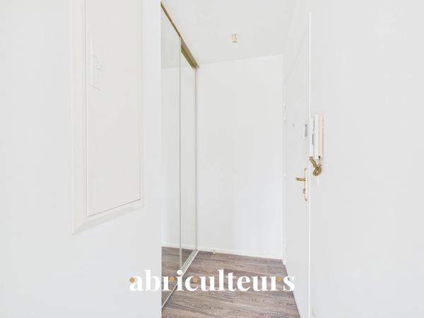 Appartement T2 44,14 m² 1er étage avec vue dégagée Résidence de standing avec vue dégagée
