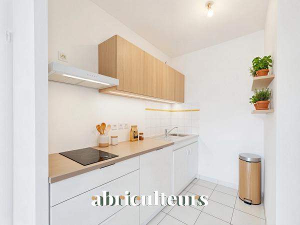 Appartement T2 44,14 m² 1er étage avec vue dégagée Résidence de standing avec vue dégagée