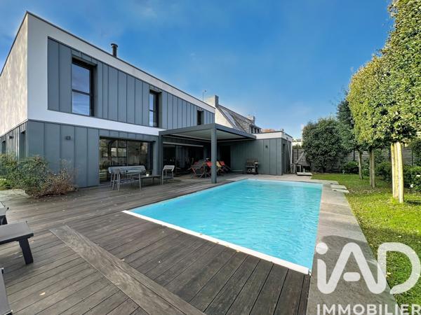 Maison à vendre 6 pièces 143 m² Larmor-Plage