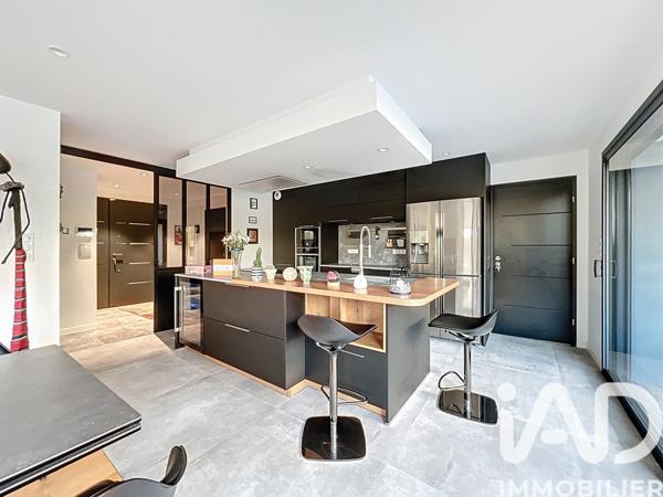 Maison à vendre 6 pièces 143 m² Larmor-Plage