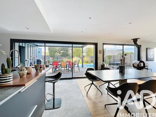 Maison à vendre 6 pièces 143 m² Larmor-Plage